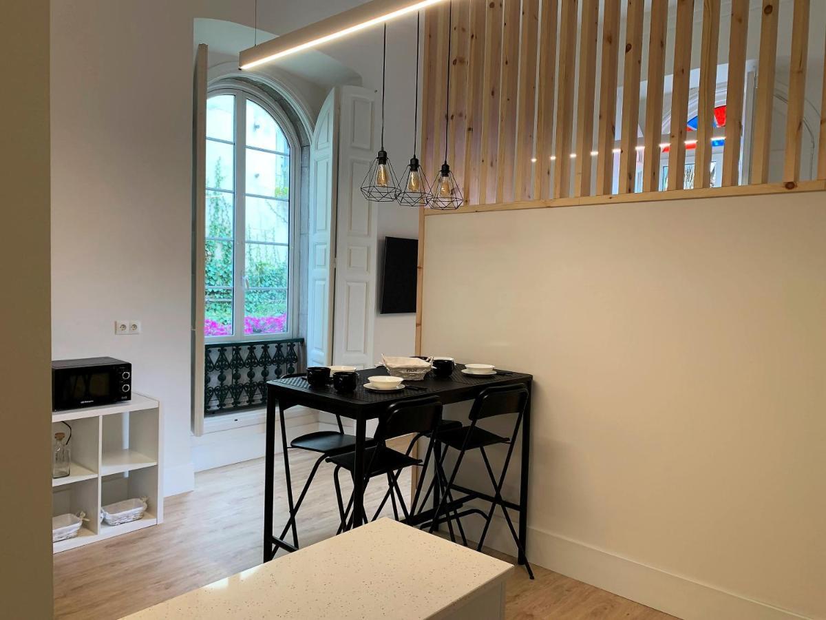 Apartamento Duplex Planta Baja Con Aparcamiento Gratuito En Palacio De Mijares Leilighet Llanes Eksteriør bilde